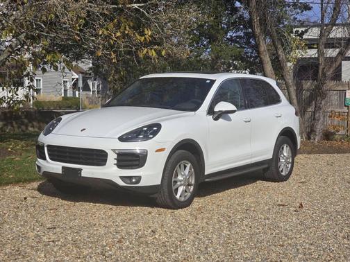 2016 Porsche Cayenne Cayenne