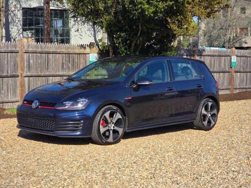 2017 Volkswagen Golf GTI 2.0T S 4-Door