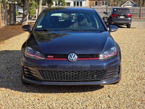 2017 Volkswagen Golf GTI 2.0T S 4-Door