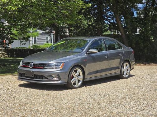 Platinum Gray Metallic 2017 Volkswagen Jetta GLI