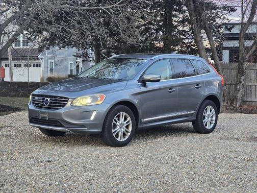2016 Volvo XC60 T5 Platinum