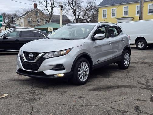 2020 Nissan Rogue Sport SV