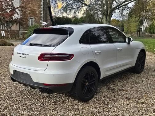 2017 Porsche Macan S