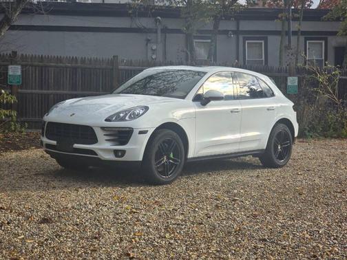 2017 Porsche Macan S