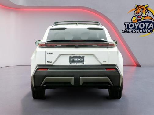 Wind Chill Pearl 2026 Toyota C-HR SE
