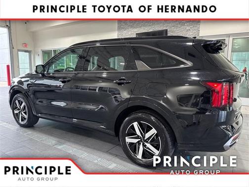 2023 Kia Sorento S