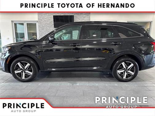 2023 Kia Sorento S