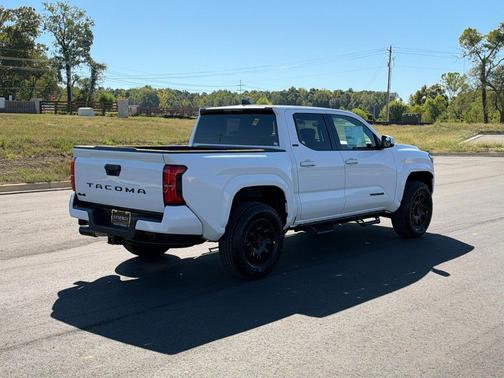 Ice Cap 2026 Toyota Tacoma SR5