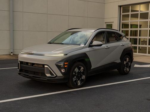 Cyber Gray Metallic 2025 Hyundai KONA SEL