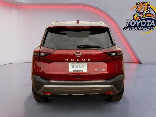 2022 Nissan Rogue SL