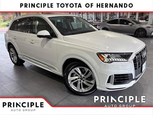 2023 Audi Q7 55 Premium Plus