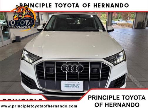 2023 Audi Q7 55 Premium Plus