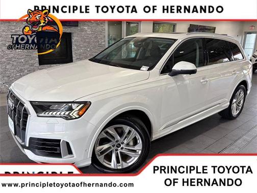 2023 Audi Q7 55 Premium Plus