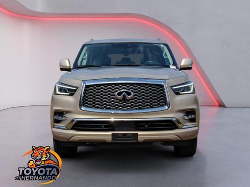 2023 INFINITI QX80 Luxe