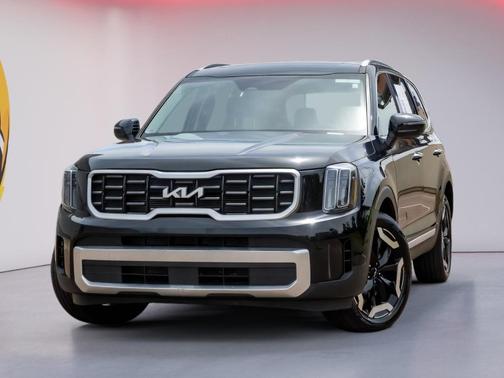 Ebony Black 2025 Kia Telluride S