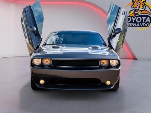 2014 Dodge Challenger SXT