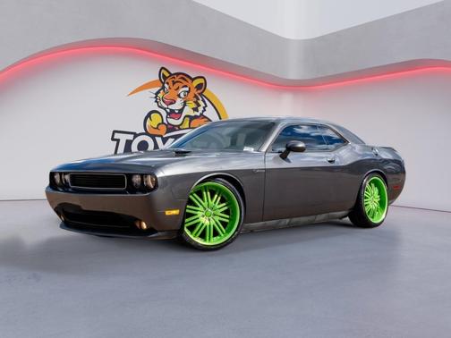2014 Dodge Challenger SXT