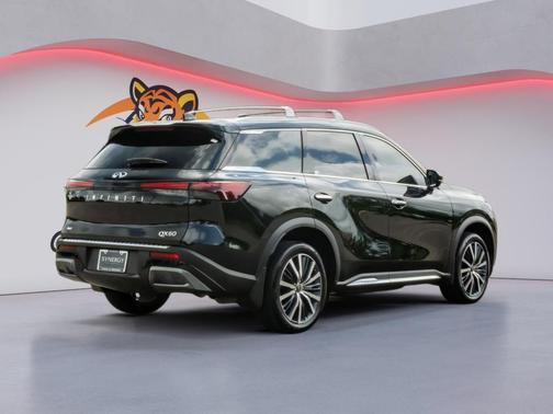 Mineral Black 2023 INFINITI QX60 SENSORY