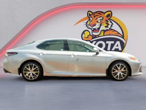 Celestial Silver Metallic 2023 Toyota Camry XLE