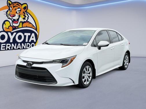 Ice Cap 2024 Toyota Corolla LE
