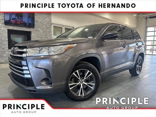 2019 Toyota Highlander LE