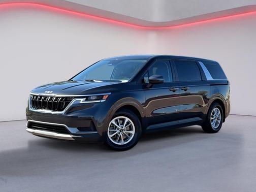2022 Kia Carnival LX
