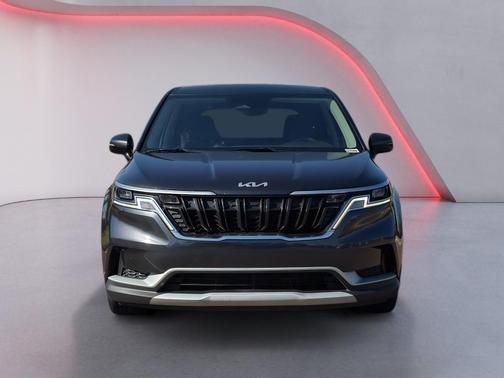 2022 Kia Carnival LX