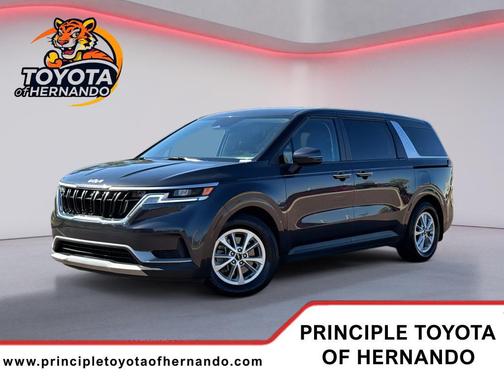 2022 Kia Carnival LX