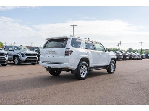 Ice Cap 2024 Toyota 4Runner SR5 Premium