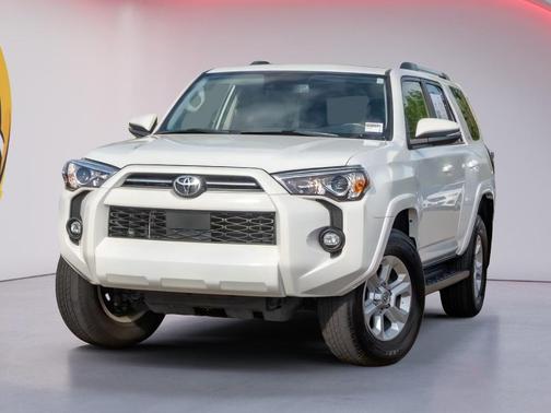 Ice Cap 2024 Toyota 4Runner SR5 Premium