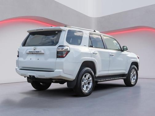 Ice Cap 2024 Toyota 4Runner SR5 Premium