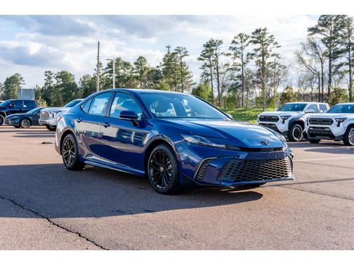 Reservoir Blue 2026 Toyota Camry SE