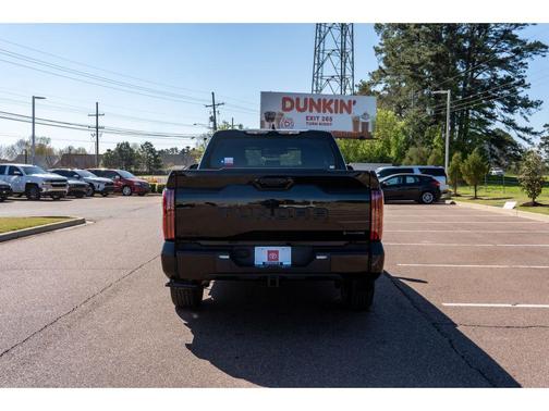 2026 Toyota Tundra Hybrid Platinum