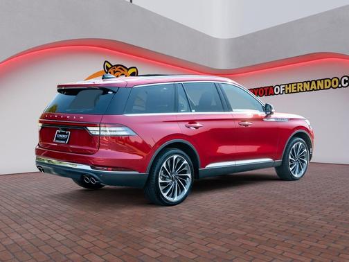 Red Carpet Metallic Tinted Clearcoat 2026 Lincoln Aviator Reserve AWD