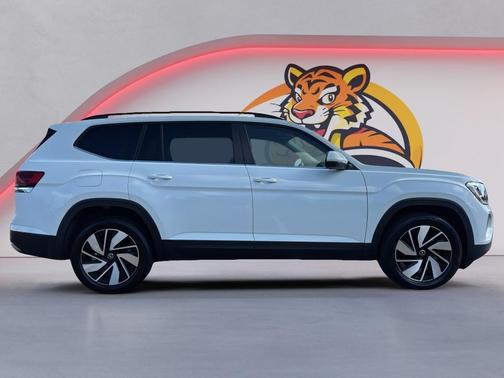 2024 Volkswagen Atlas 2.0T SE w/Technology 4MOTION