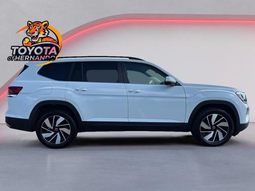 2024 Volkswagen Atlas 2.0T SE w/Technology 4MOTION