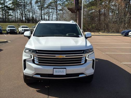 2023 Chevrolet Tahoe 4WD High Country