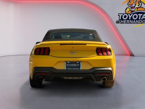 Yellow Splash Metallic Tri-coat 2024 Ford Mustang EcoBoost Premium