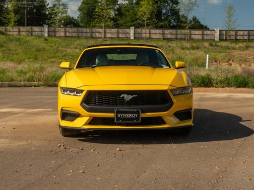 Yellow Splash Metallic Tri-coat 2024 Ford Mustang EcoBoost Premium