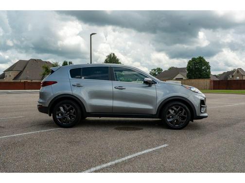 Steel Gray 2022 Kia Sportage LX