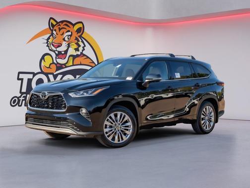 Midnight Black Metallic 2026 Toyota Highlander Hybrid Platinum