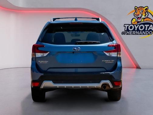 Horizon Blue Pearl 2022 Subaru Forester Touring