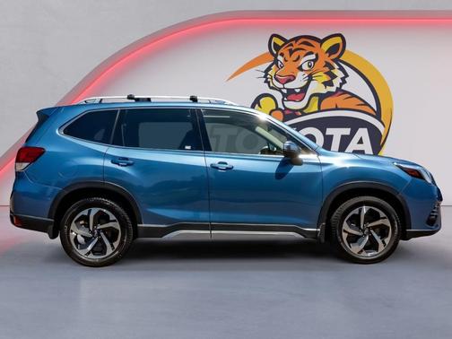 Horizon Blue Pearl 2022 Subaru Forester Touring