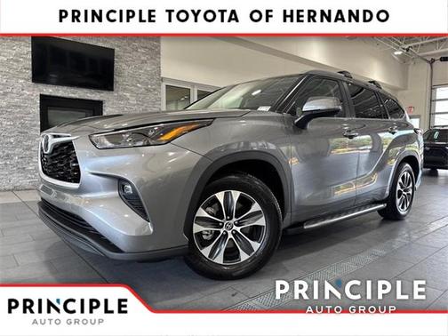 2025 Toyota Highlander XLE