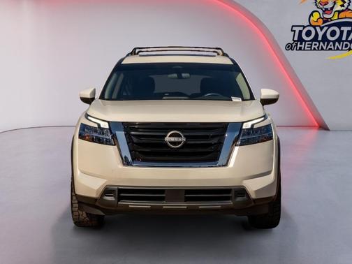 2022 Nissan Pathfinder SV 2WD