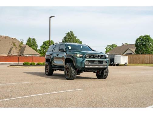 Everest 2026 Toyota 4Runner TRD Off Road Premium