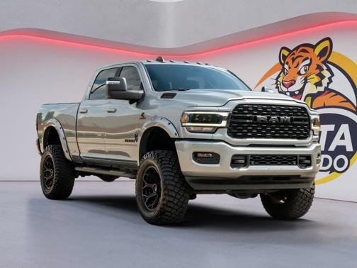 Billet Silver Metallic Clearcoat 2024 RAM 2500 Big Horn Crew Cab 4x4 6'4' Box
