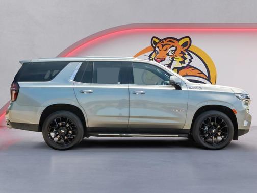 Sterling Gray Metallic 2023 Chevrolet Tahoe 4WD High Country