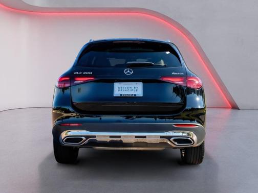 2024 Mercedes-Benz GLC 300 4MATIC