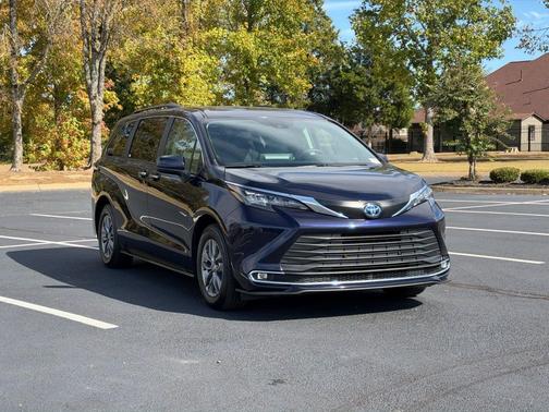 Blueprint 2024 Toyota Sienna XLE